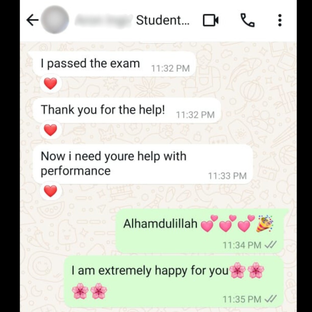 WhatsApp chat: flight planning exam pass with class report context